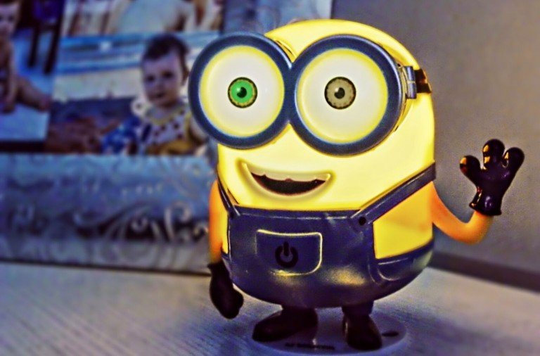 Lampada Minions Varta